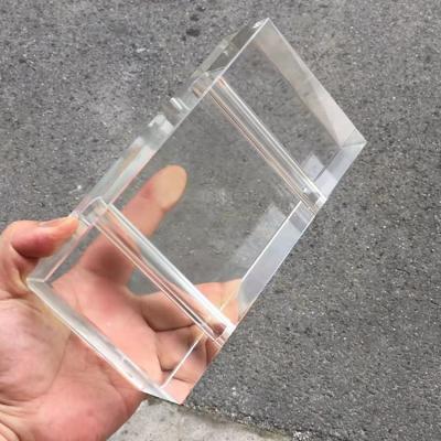 China High Quality Cheap Price High Temperature Resistance 200X100X50mm Crystal Clear Solid Glass Brick With Hole For Wall Building for sale