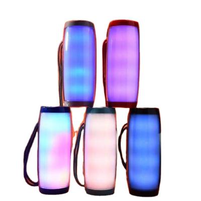 China Amazon Hot Selling Phone Function Led Flashing Light Wireless Speaker 1200mah Fabric Subwoofer Portable Fm Radio Outdoor Speakers for sale