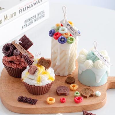 China LK303 DIY Cupcake Muffin Cookies Resin Mold Decoration Silicone Molding Design Chocolate Pastry Candle Viable Mold for sale