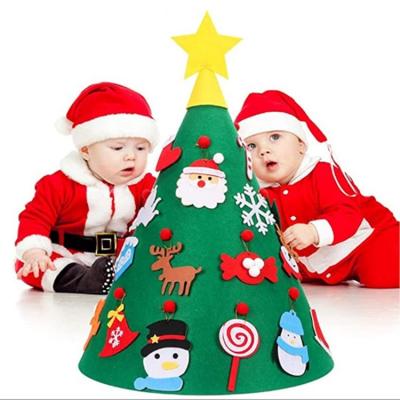 China Polyester Christmas Ornaments Christmas Decoration Children's DIY Handmade Puzzle Felt Fabric Christmas Tree for sale