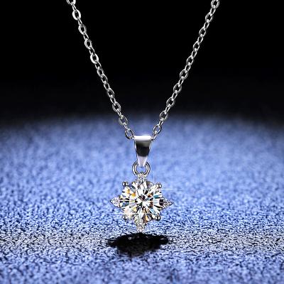 China CLASSIC Classic Necklaces Pendant For Women Fantasy S925 Sterling Silver 1 Carat Moissanite Wedding Engagement Stone Gift for sale