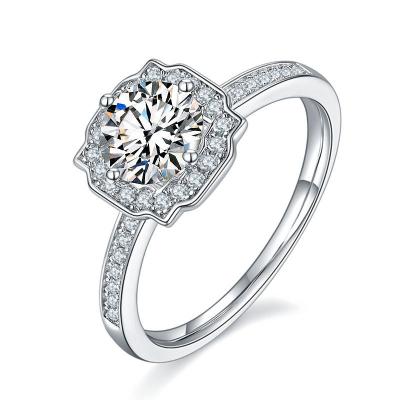 China CLASSIC Moissanite 925 Silver Engagement Rings Women's Sterling Silver Wedding Rings Fine Jewelry Fashion 18k Gold Ring for sale