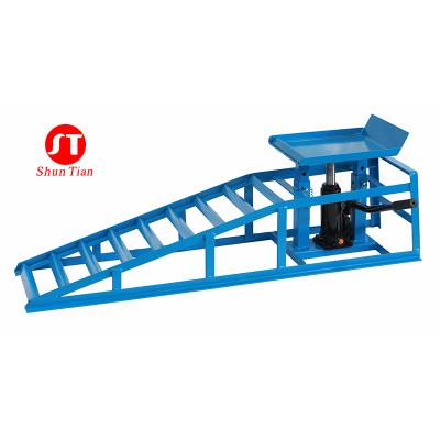 China Best Selling Manufacture Vehicle Equipment 2 Ton Car Ramps Car Lift 2 Ton for sale