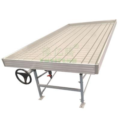 China Greenhouse Seedling Flood Rolling Bench Flood Growing Table Grow Trays Welded Greenhouse Bench for sale