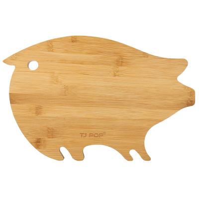 China Funny Pig Shaped Bamboo Cutting Board Cheese Charcuterie Serving Tips Viable Kitchen Chopper for sale