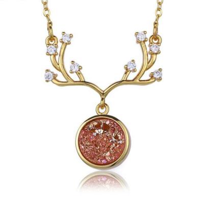 China FASHIONABLE Gemstone Animal Dangle Natural Stone Deer Necklaces Fashion Necklace Brass Jewelry for sale