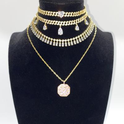 China 2020 FASHIONABLE Bling Hot Sale Gold Plated CZ Diamond Iced Out Choker Necklace For Women for sale