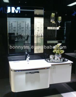 China Foshan BONNYTM Modern LED Light Mirror Modern White Mirrored Bathroom Cabinet Furniture BN-8320 for sale