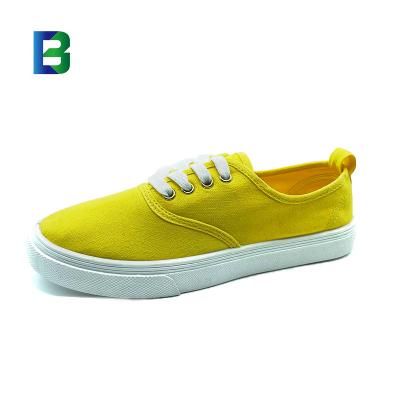 China 2022 fashion trend low price new factory custom boys casual shoes lace up girls canvas shoes for sale