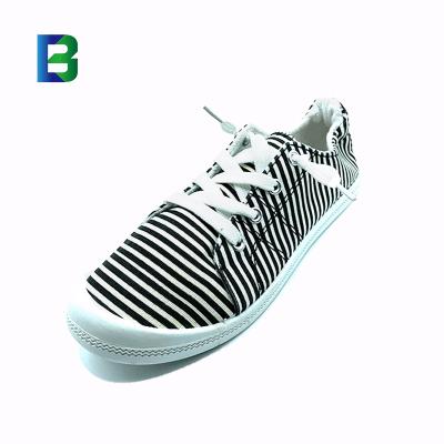 China Classic Canvas Safety Shoes Summer Light Cotton Spring PVC Student Canvas Women Fashion Trend Flat Sneaker Shoes for sale