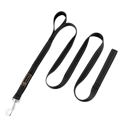 China 2021 hot sale pre-padded running leash nylon black color dog handle with handle from china factory wholesale for sale