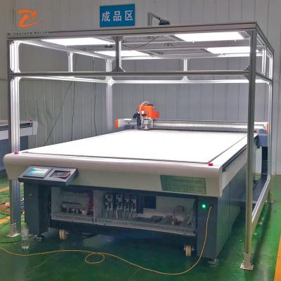 China Garment Shops ZHUOXING Highly Automatic Digital Cutting Machine For Leatherette Custom Cutting for sale