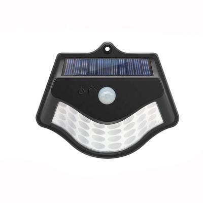 China IP65 32 LED Gate Outside Barrier Main Gate Solar Powered Best Motion Security Light For Garden / Gate for sale