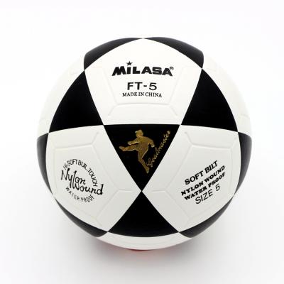 China 2021 hot sell Customized logo Children playing professional PVC football ball Te koop