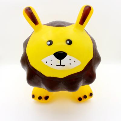 China Children's customized plastic inflatable bouncing animal Hopper/rubber animal toy en venta