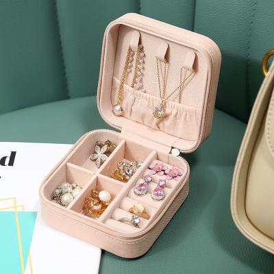 China Viable Pilou Ring Earring Earring Box Jewelry Travel Portable Storage Box for sale