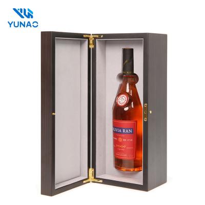 China Recyclable Customization Silk-screen Metal Logo Luxury Wine Box Lacquer Finish Wooden Wine Bottle Boxes for sale