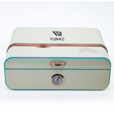 China Eco-friendly Luxury OEM/ODM High Quality Handmade High Glossy Surface Humidor Wooden Cigar Box For Wholesale for sale