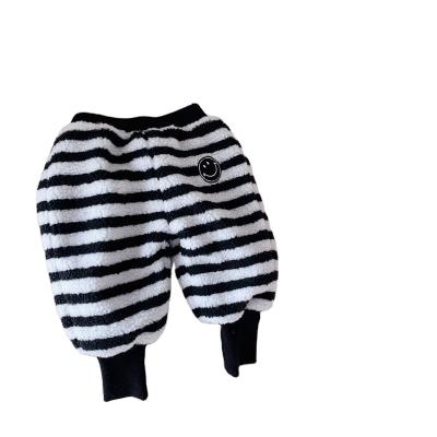 China Breathable Wearing Low Price Striped Winter Girls Leggings Pants Kids for sale