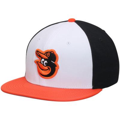 China COMMON Flat Brim Duck Logo Custom 6 Panel Embroidery Snapback Hat for sale