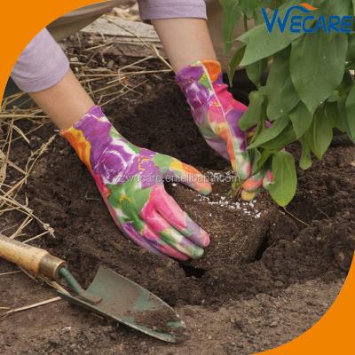 China Lightweight Waterproof Garden Digging Planting Nitriles Dipped Floral Garden Gloves for sale