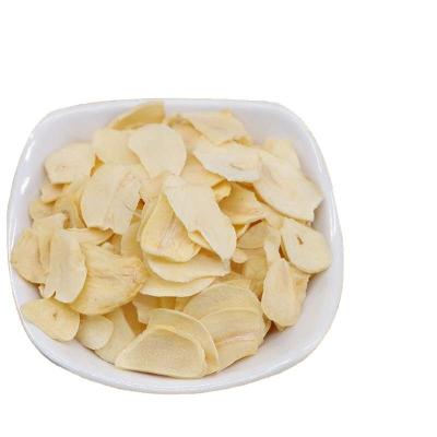 China Premium Quality Dried Dehydrated Garlic Flakes From Manufacturer and Exporters for sale