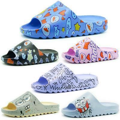 China 2023 Summer Kids Yeezy Beach Fashion Trend Slides Shoes Men Slides Indoor Outdoor Non-slip Sandals Slipper for Kids Women Yeezy Slippers for sale