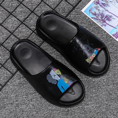 China Brand Women Graffiti Platform Fish Mouth Shoes Men Anti-slip Beach Slippers Cute Cartoon Ladies Slippers Kids Soft Non-slip Sandals for sale