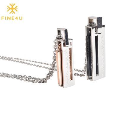 China FASHIONABLE Hot Selling Couples Gifts Stainless Steel Black Rose Gold Necklace Valentines Day Pendant Jewelry for sale