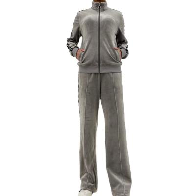 China Breathable Wholesale Ladies Track Jogging Sweat Suits Women Sweatsuit Tracksuits for sale