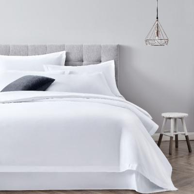 China Hotel Quality 100% Double Queen King Size Plain Dyed Five Star Super Queen Simple Luxury Cotton Single White Duvet Cover for sale