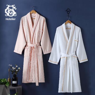 China Hotel Terry Bathrobe Plush Velor Custom White Designer New Design Luxury Comfortable Cotton QUICK DRY 100% QUICK DRY Bathrobe for Women and Man for sale