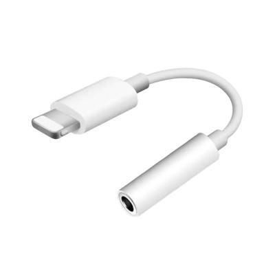 China For Electronic Headphones.mobile phone cellphone accessories 8 pin to 3.5mm earphone adapter cs43131 for Lightning iPhone Apple headphones for sale