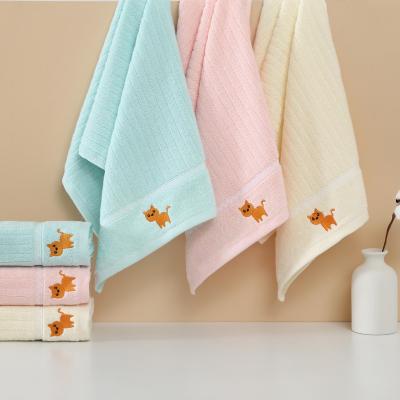 China Sustainable Bath Household Towels Pure Cotton Kids Soft Cartoon Character Towel for sale