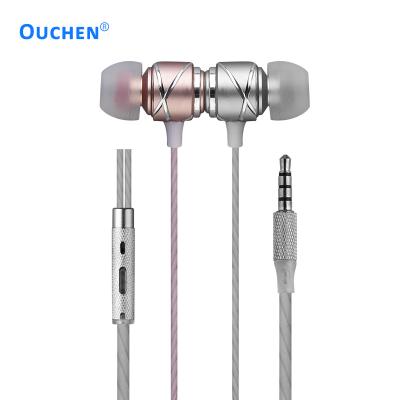 China Best Quality In-Ear 3.5 Mm Earphone Fashion Metal Wire In Ear Design With Microphone For Cell Phone Earphone for sale