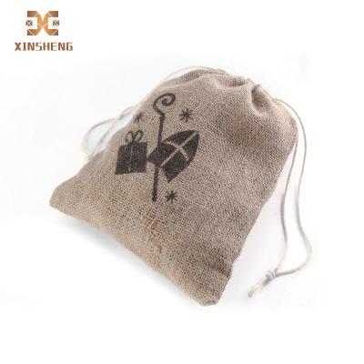 China Wholesale Eco-Friendly Small Size Natural Printed Jute Burlap Candy Gift Bag With Drawstring for sale