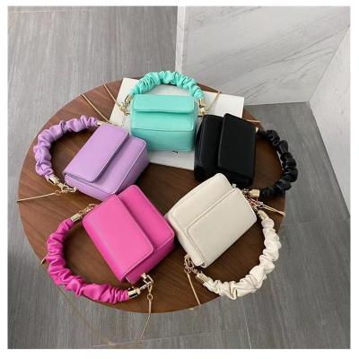 China 2021 fashion mini candy color summer chain ladies small girl mini tote purses and handbags cute handbag women for sale