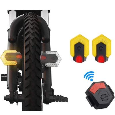 China Plastic Recycling Safety Warn Bicycle Light Front And Rear Light With Turn Signal 2 Smart Wireless Remote Control Lights for sale