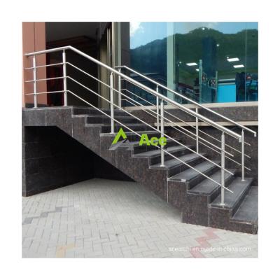 China Modern Stair Baluster Indoor Outdoor Balcony Rod Fencing 316 Stainless Steel Balustrade for sale