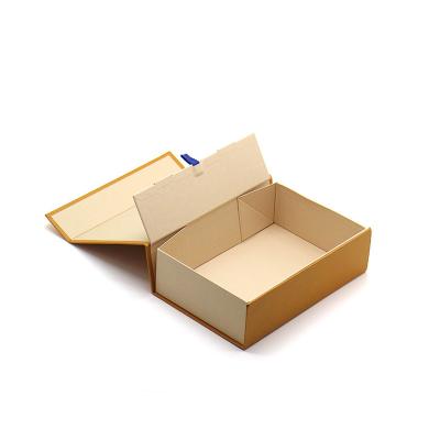 China Magnetic Hook Custom Cardboard Foldable Gift Package Paper Boxes Packaging Optical Printing Herolion for sale