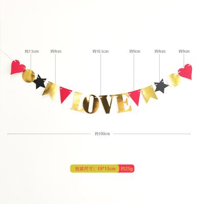 China Decoration Garland Photo Props Valentine Party Festival Decoration Wedding Pendant Supplies 1set Heart Red Letters Non-woven Banner I Love You for sale