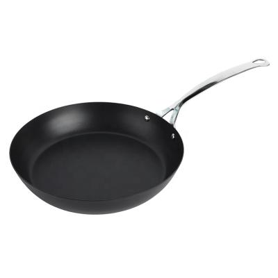 China Sustainable Hot Sale Carbon Steel Frying Pan With Aluminum Alloy Handle Cookware Set for sale