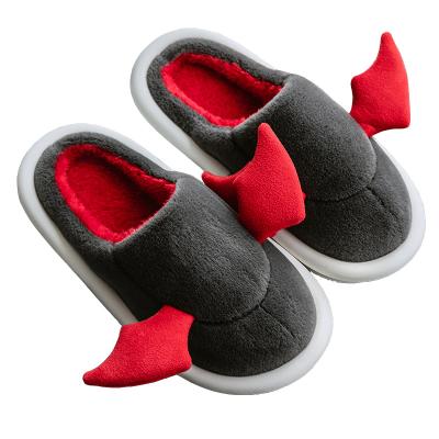 China 2021 new cotton slippers lady's autumn and winter cartoon family slippers lovers thick non-slip lightweight cotton warm soled shoes for sale