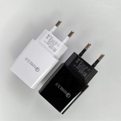 China Factory Small Single Left Mobile Phone Sales Single Left Mobile Phone Wall Mount Charger Travel USB Charger Quick Adapter for sale