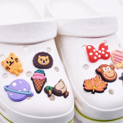 China Cute Hamper Charm Amazon Success Product Animals Croc Shoe Charms Sets For CHILDREN Gift Croc Shoes Decorations Wholesale for sale