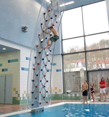 China Indoor Aqua Climb Sport Customized Color Swimming Pool Climbing Wall for Aqua Sport for sale