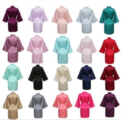 China Sale Various Colors Satin Spandex Bridal Maxi Robes QUICK DRY Warm Silk Kimono Maxi Robes For Bride Bridesmaid for sale