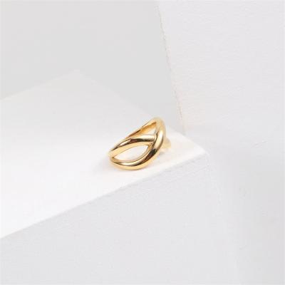 China Trendy Stainless Steel Cross Rings 18k Gold Plating Geometric Overlap Circle Rings For Women for sale