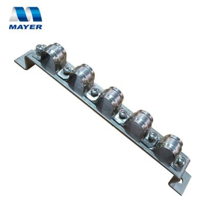 China Corrosion Resistance Stainless Steel Parallel Row Saddle Pipe Clamps for sale