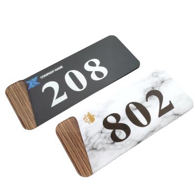 China Modern Wholesale Custom Factory Plate Hotel Door Number Acrylic Guesthouse Guesthouse Room Signs Call For Office Building Hotel for sale